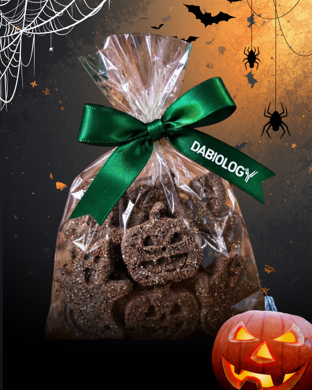 Dabiology Boomin snack- 100% természetes sertésmájas jutalomfalat kutyáknak Halloween limitált kiadás-100g